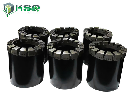 เครื่องมือเจาะหิน Bit หัวทนทาน PQ รูปทรงมงกุฎ serrated และขนาดทั่วไปสําหรับซีรีส์ Q มาตรฐานต่างประเทศ