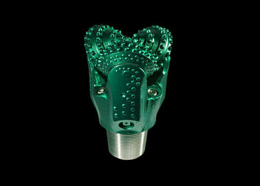พรีซิชั่นคาร์ไบด์ Tricone เจาะเกลียว Bit Plam Pdc เจาะรูเจาะสีเขียว
