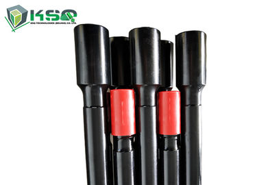 การขุดเจาะแท่งเกลียวร็อคสว่านก้านปลอม 600 - 6095 มม. ความยาวสีดำ