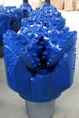 แรงอัดต่ำ 6 3/4 "IADC635 Tricone Drill Bit TCI Roller Rock Bits