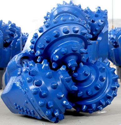 ใส่ฟันปลอมคาร์ไบด์ Tricone Rock Roller ใช้ API Drill Mining Drill