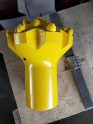 เครื่องมือขุดเจาะปุ่มเจาะเกลียวทังสเตนคาร์ไบด์เม็ดมีด