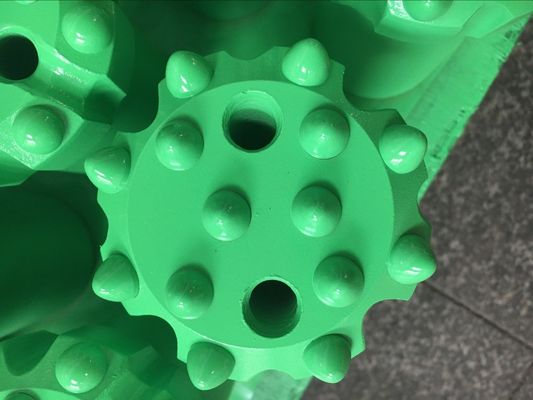 T38 76mm 89mm ปกติ / Retrac ร่างกายเกลียวปุ่มบิตกับทังสเตนคาร์ไบด์ทรงกลม Ballistic แทรก